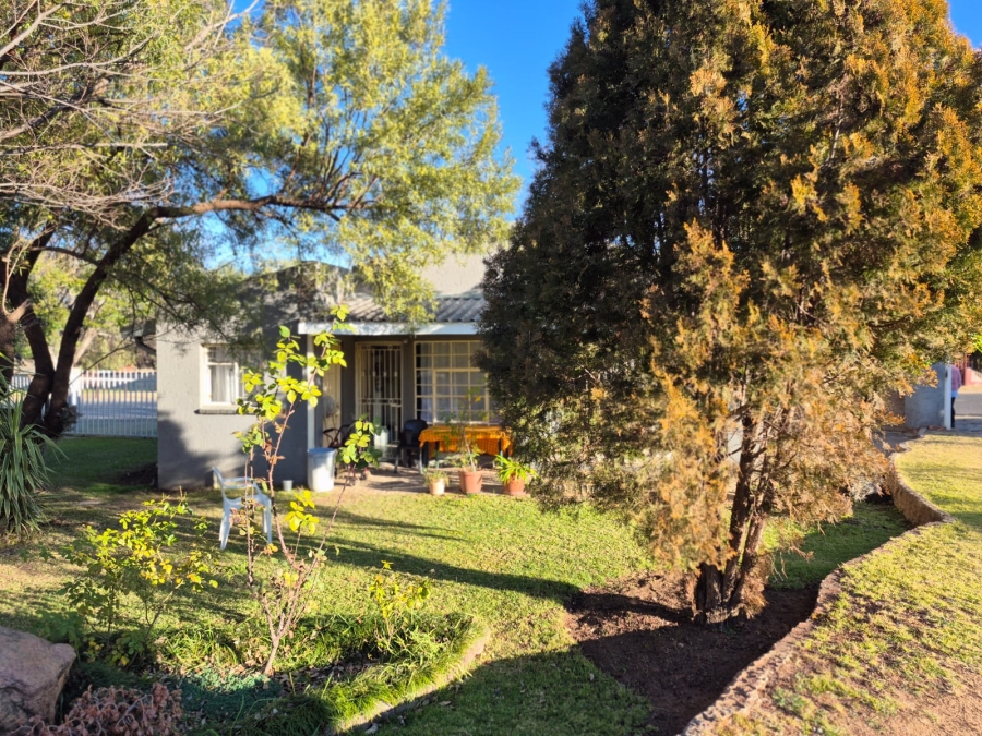 6 Bedroom Property for Sale in Vredefort Free State